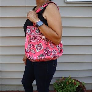 Vera Bradley Shoulder Bag.